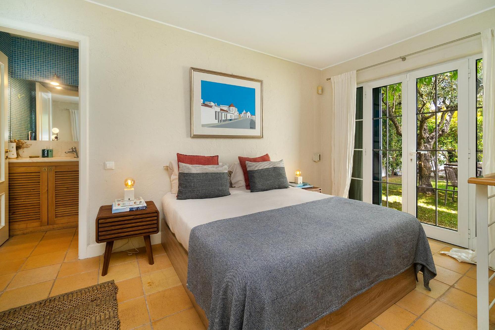 Whome With Shared Garden & Pool * Lisboa